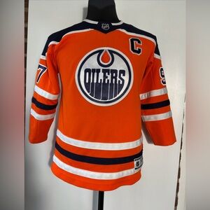NHL Edmonton Oilers Connor McDavid Jersey Youth Size L/XL Adult Small
